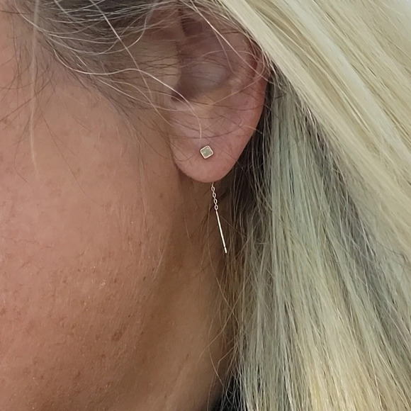 Dainty Cube Short Length Threaders, choice of color - Picture 4 of 6